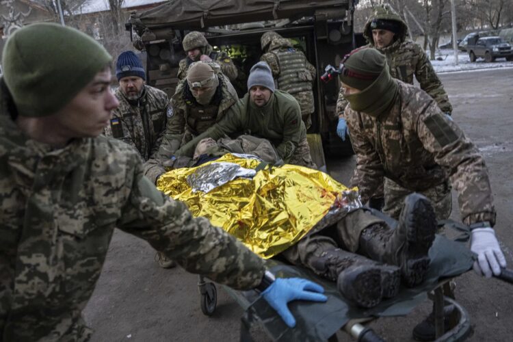 Russia Floods Ukrainian City of Bakhmut With Troops