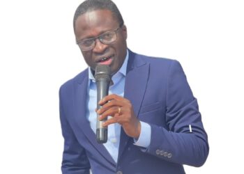 Meet the son of Hon. Kan-Dapaah, who carries the flying Bible anointing