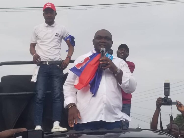 80% of Delegates of Ablekuma Central Endorse Former MP As He Files Nominations