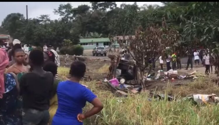 Six Persons Killed in A Sprinter/ Cargo Truck collision on Nkawkaw-Kumasi Highway
