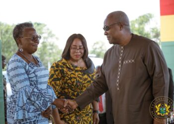 Mahama Lauds Fisheries Minister Over First Ever National Chief Fishermen and Queen Fishmongers Conference