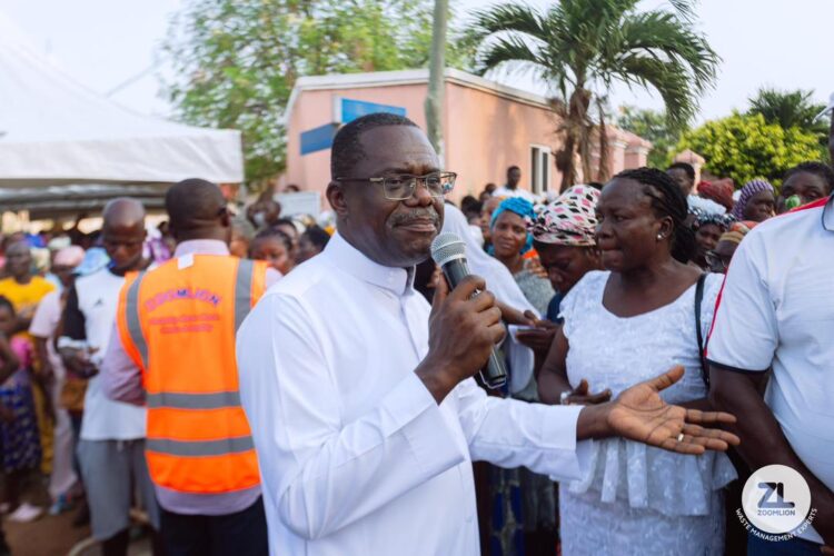 Jospong Group Chairman Fetes Over 5,000 Ghanaians on New Year Eve with Food, Cash Gifts