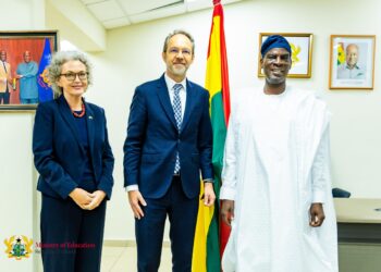 Education Minister Meets British Commissioner to Strengthen Bilateral Education Cooperation